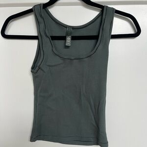 SKIMS Tank Top Bundles
